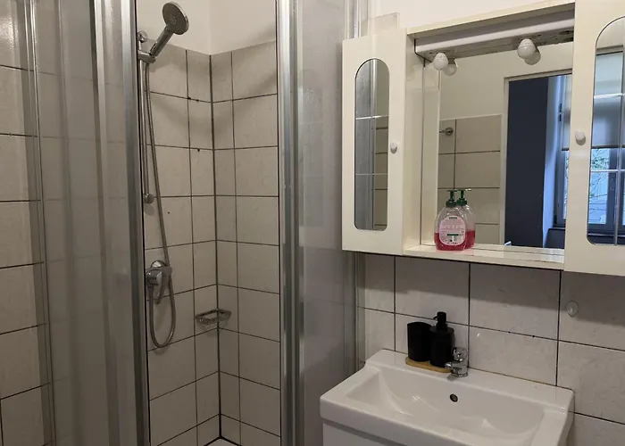 Διαμέρισμα Near Schoenbrunn & Mariahilfer Strasse I 5 Guests I Schoenbrunn Metro 5 Min